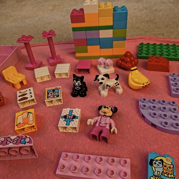 Duplo Block Sets Frozen Elsa and Minnie  Mouse - Picture 6 of 8